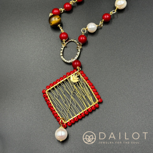 Long Necklace Red Rombo